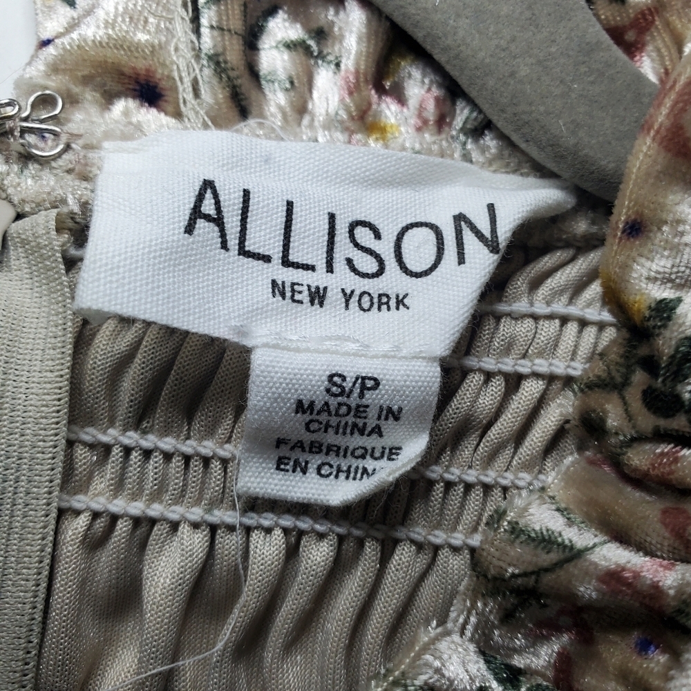 Allison New York Floral Velvet Blouse ruffles Sz XS - Picture 8 of 10